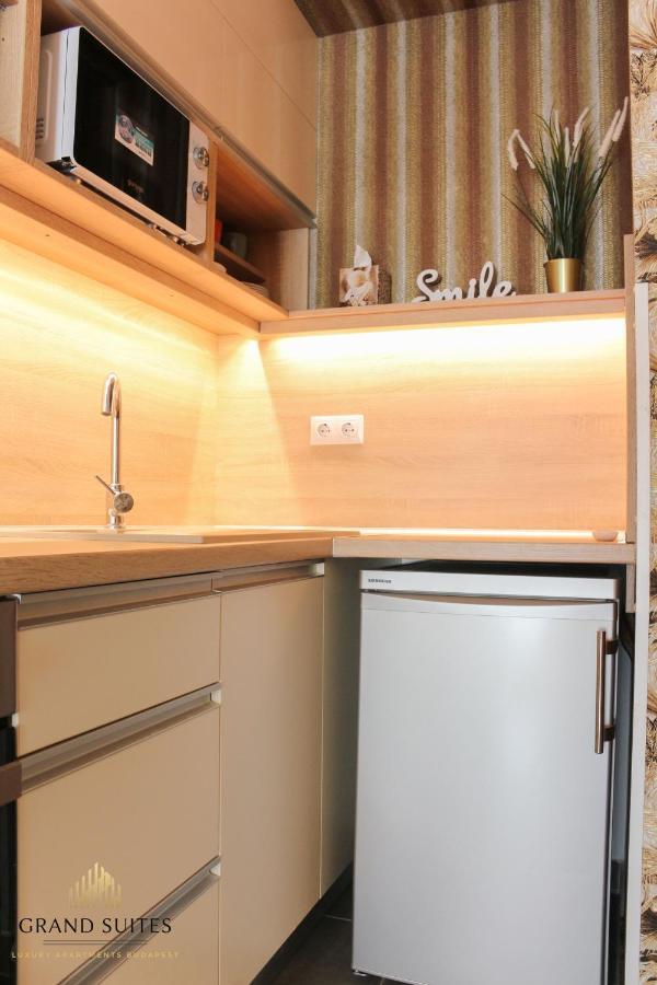 בודפשט Grand Suites Corvin מראה חיצוני תמונה